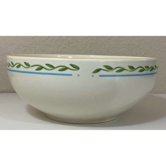 Mikasa Wine & Roses 8.5" Diameter x 3.5" Tall Serving Bowl CP010 Made Malaysia - Picture 3 of 6